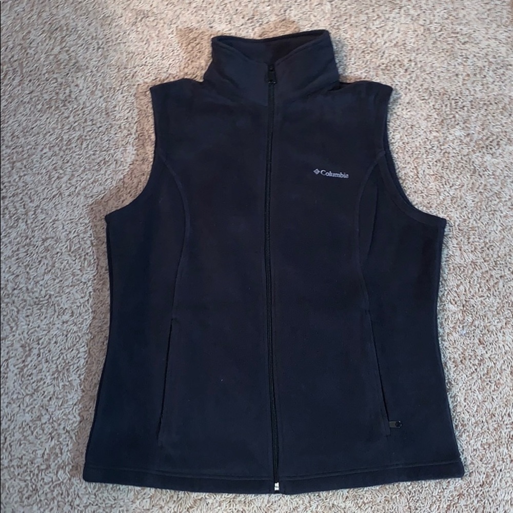 Columbia vest